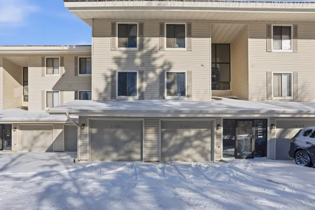 $229,900 | 14326 Fairway Drive, Eden Prairie, MN 55344