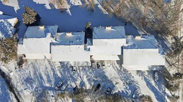 $229,900 | 14326 Fairway Drive, Eden Prairie, MN 55344