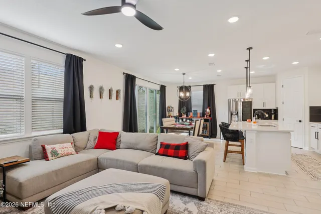 $2,350 | 7233 Mahogany Run Drive, Jacksonville, FL 32244