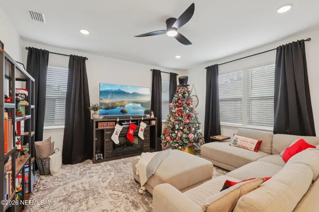 $2,350 | 7233 Mahogany Run Drive, Jacksonville, FL 32244