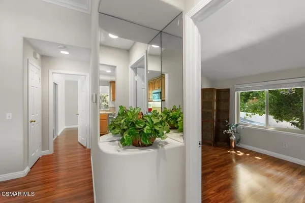 $958,000 | 501 Dorado Court, Oak Park, CA 91377