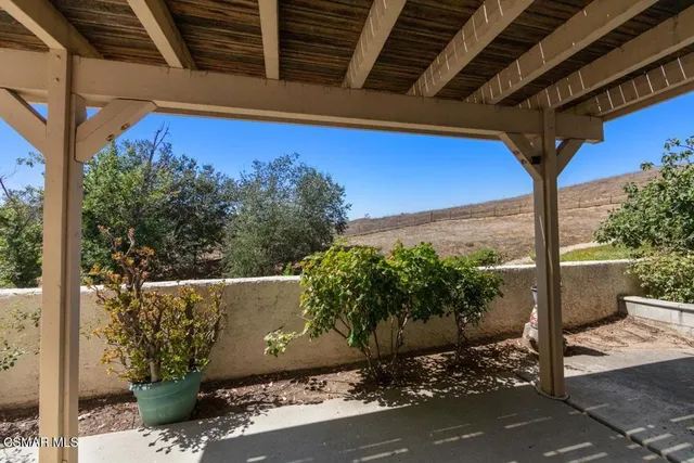 $995,000 | 501 Dorado Court, Oak Park, CA 91377