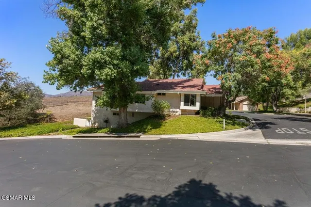 $995,000 | 501 Dorado Court, Oak Park, CA 91377