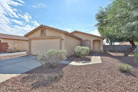 $291,900 | 813 East Yanez Avenue, Buckeye, AZ 85326