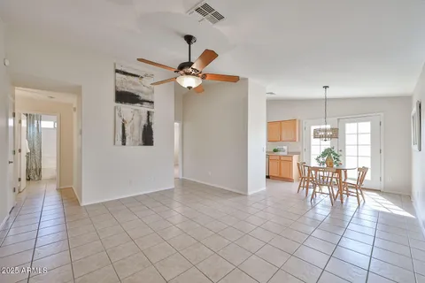 $291,900 | 813 East Yanez Avenue, Buckeye, AZ 85326