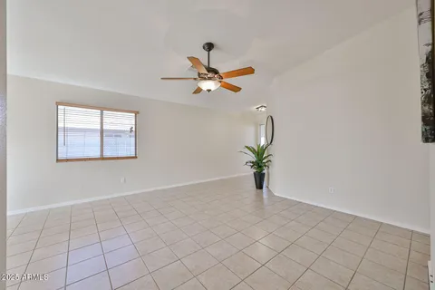 $291,900 | 813 East Yanez Avenue, Buckeye, AZ 85326