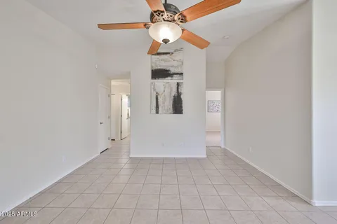 $291,900 | 813 East Yanez Avenue, Buckeye, AZ 85326