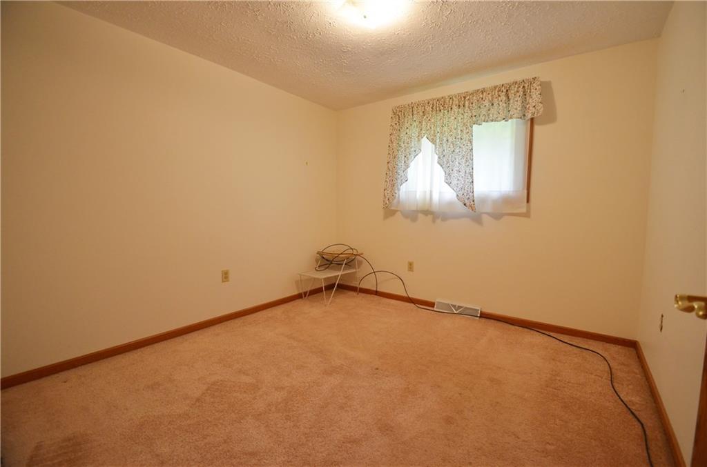 109 Dehaven Road Beaver Falls, PA 15010 - Photo 18 of 25
