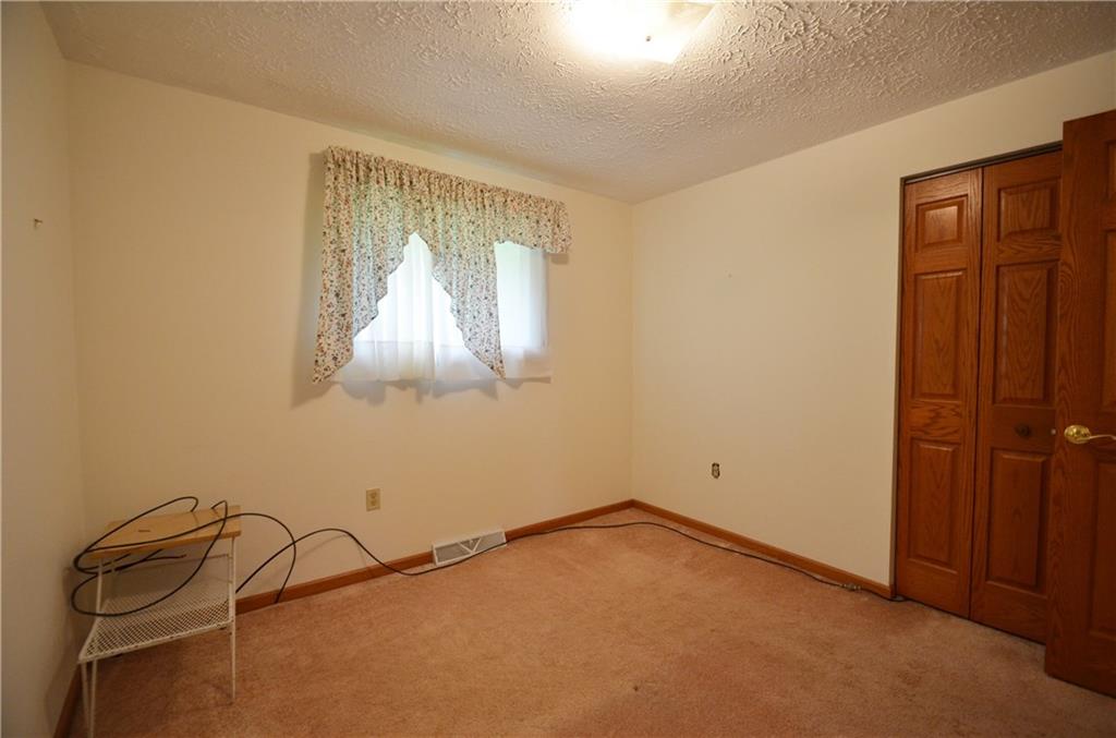 109 Dehaven Road Beaver Falls, PA 15010 - Photo 19 of 25