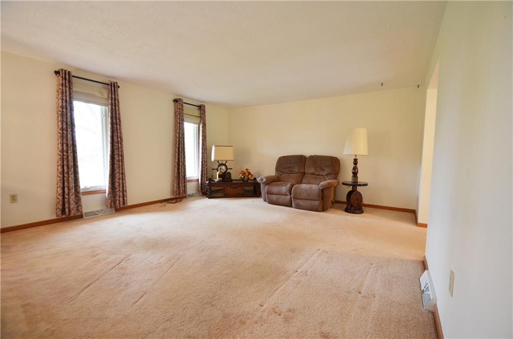 109 Dehaven Road Beaver Falls, PA 15010 - Photo 5 of 25