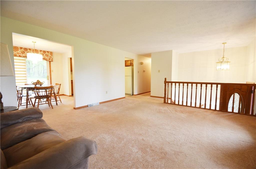 109 Dehaven Road Beaver Falls, PA 15010 - Photo 7 of 25