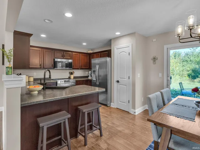 $370,000 | 2772 North 350 West, Columbia City, IN 46725