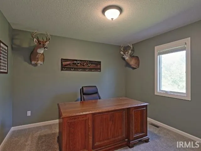 $370,000 | 2772 North 350 West, Columbia City, IN 46725