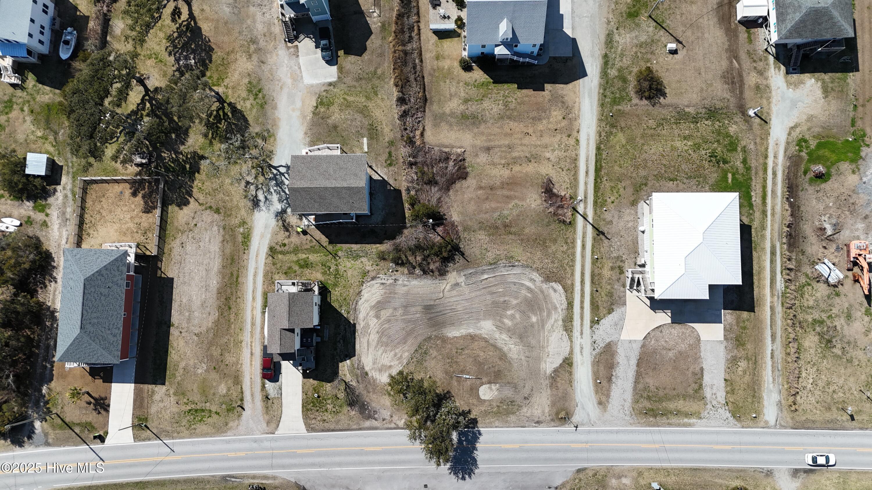 908-922 Island Road Harkers Island, NC 28531 - Photo 4 of 10 7