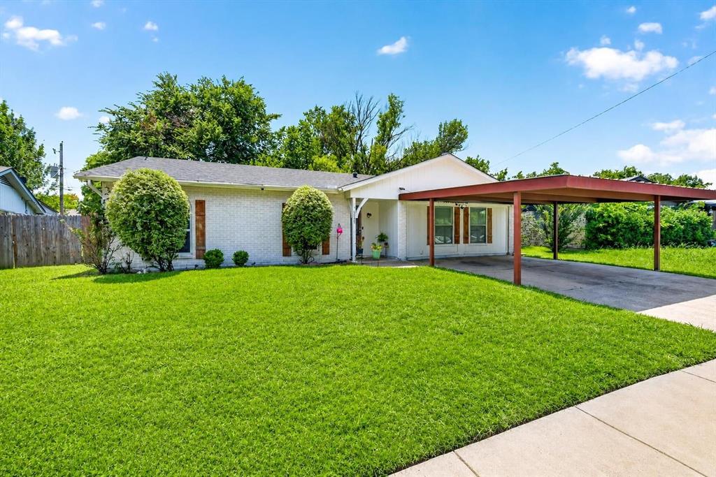 6929 Declaration Street Watauga, TX 76148 - Photo 3 of 23