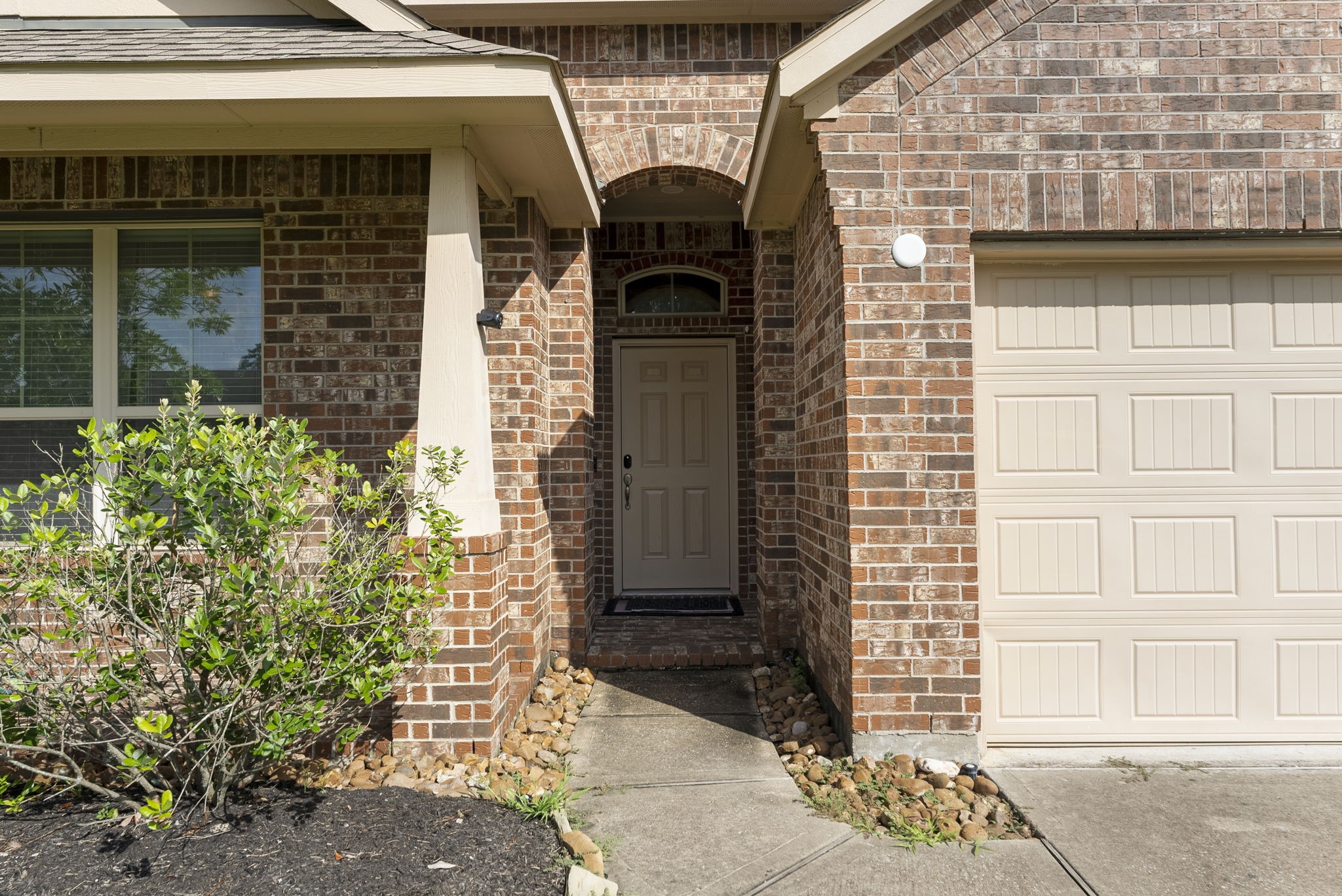 14015 Routt Forest Trail Conroe, TX 77384 - Photo 4 of 50 Gallery Image 4
