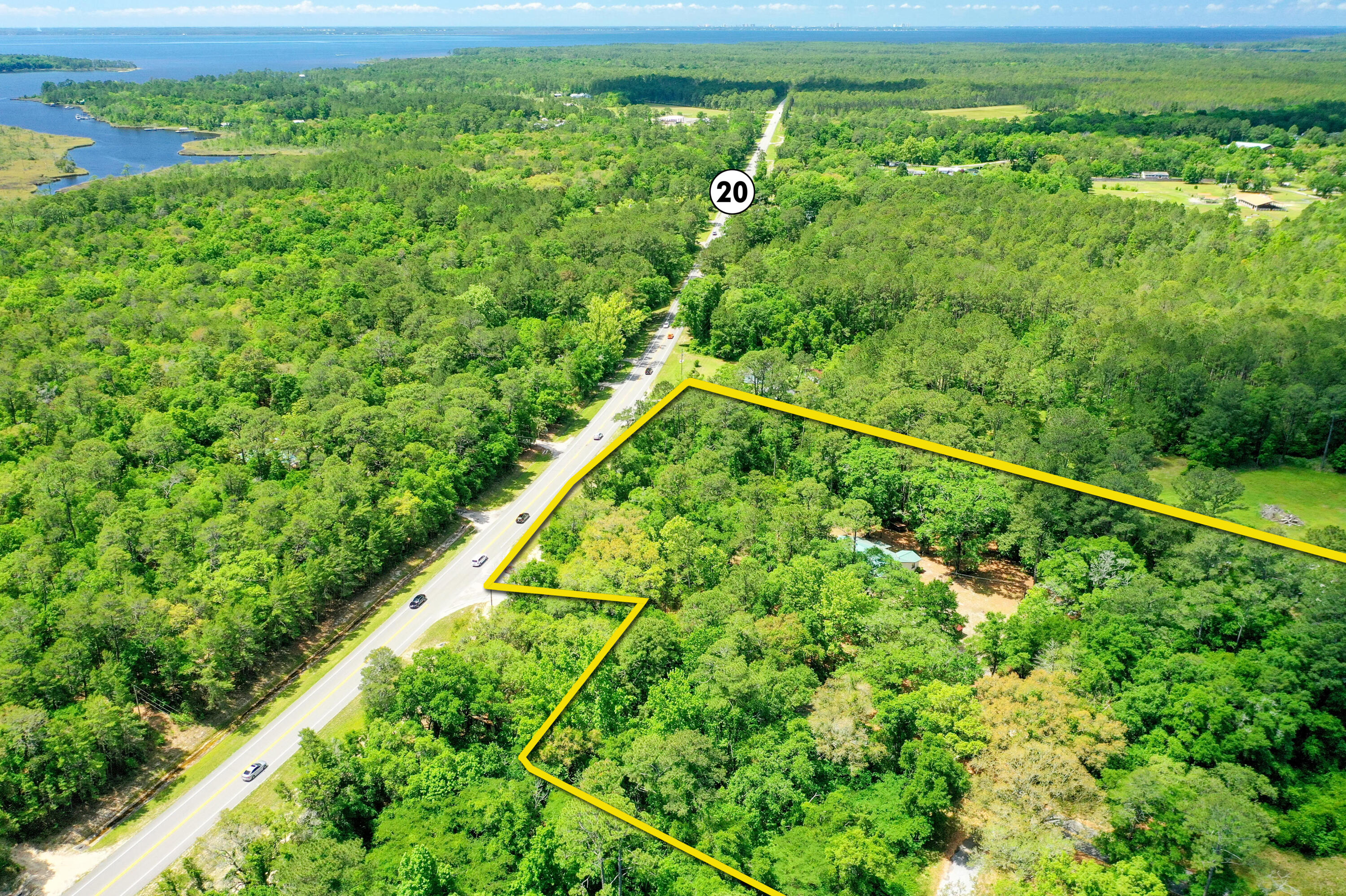 41 Woodlawn Road Freeport, FL 32439 - Photo 1 of 49 DJI_0513-marked