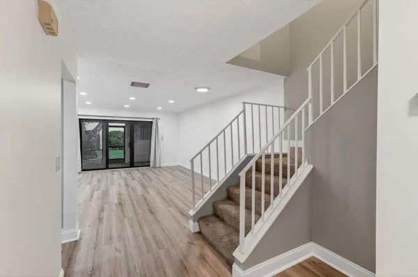 $2,700 | 21682 Cypress Road, Unit 11C, Boca Raton, FL 33433