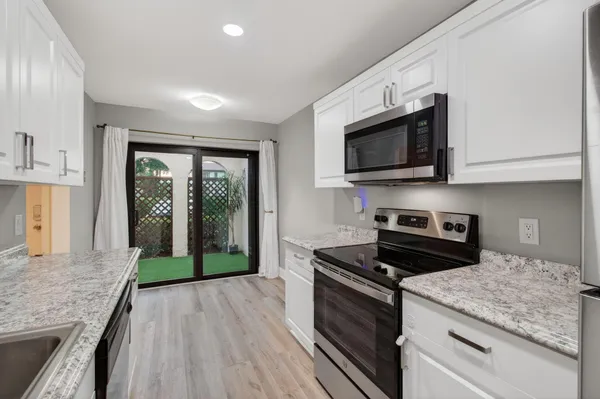 $2,700 | 21682 Cypress Road, Unit 11C, Boca Raton, FL 33433