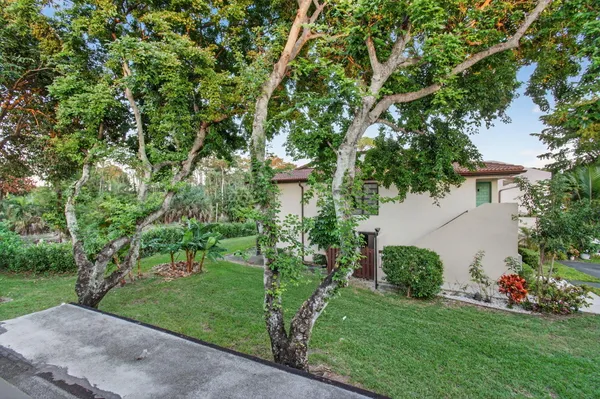 $2,700 | 21682 Cypress Road, Unit 11C, Boca Raton, FL 33433