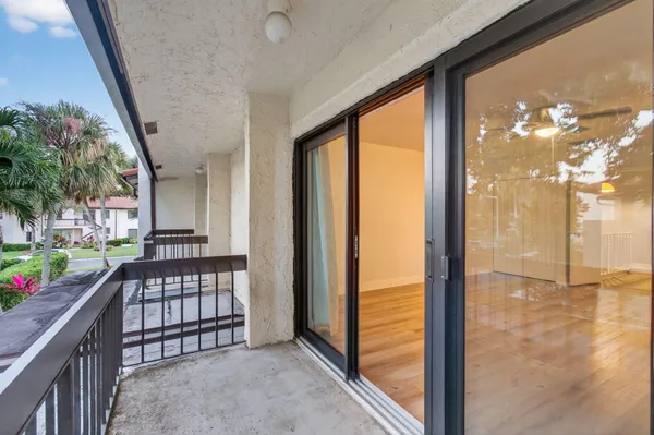 $2,700 | 21682 Cypress Road, Unit 11C, Boca Raton, FL 33433