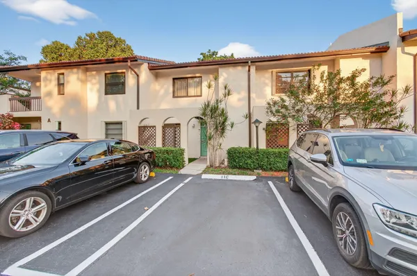 $2,700 | 21682 Cypress Road, Unit 11C, Boca Raton, FL 33433