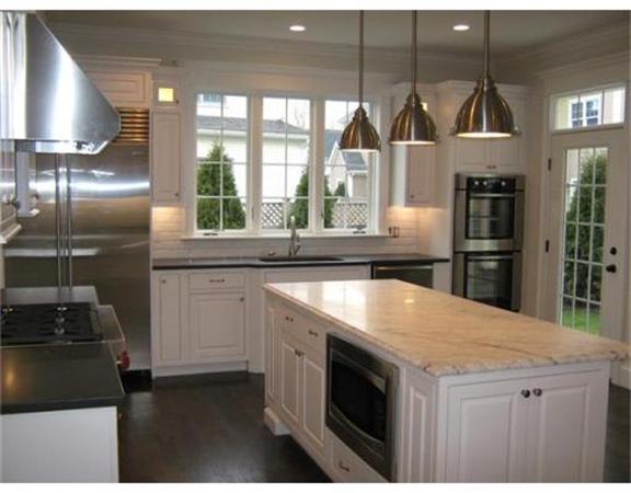 20 Ardmore Road Needham, MA 02494 - Photo 4 of 24