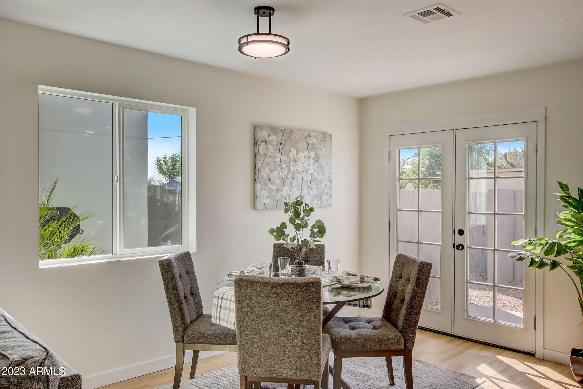 2509 East Broadway Road Phoenix, AZ 85040 - Photo 15 of 63 15-web-or-mls-E Broadway Rd 2-013