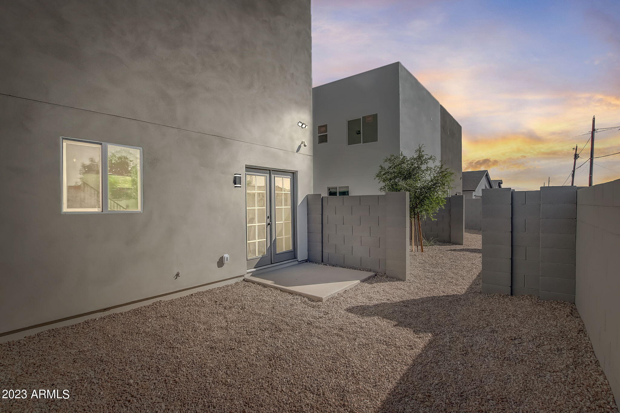 2509 East Broadway Road Phoenix, AZ 85040 - Photo 2 of 63 2-web-or-mls-E Broadway Rd 2 - VT-002