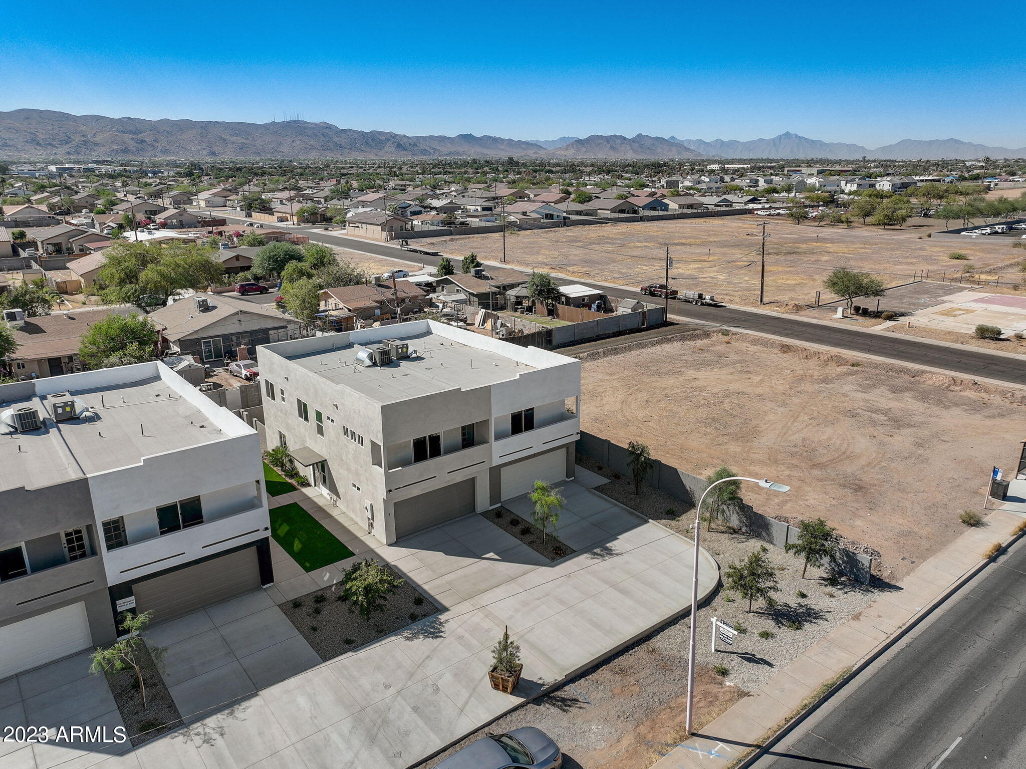 2509 East Broadway Road Phoenix, AZ 85040 - Photo 47 of 63 47-web-or-mls-E Broadway Rd 2-045