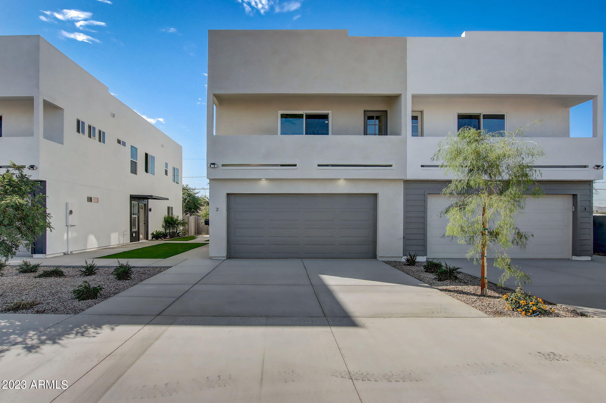 2509 East Broadway Road Phoenix, AZ 85040 - Photo 5 of 63 5-web-or-mls-E Broadway Rd 2-003