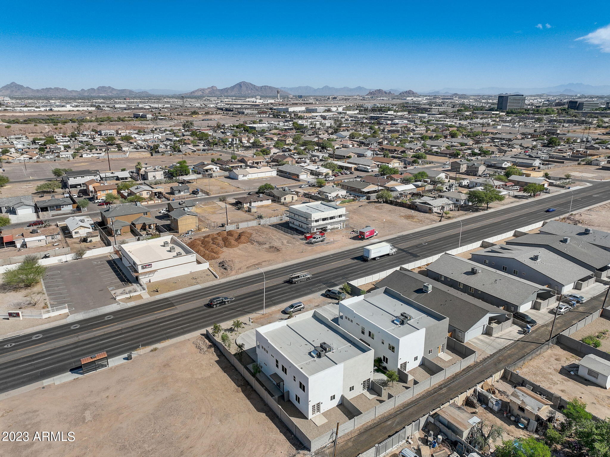 2509 East Broadway Road Phoenix, AZ 85040 - Photo 56 of 63 56-web-or-mls-E Broadway Rd 2-054