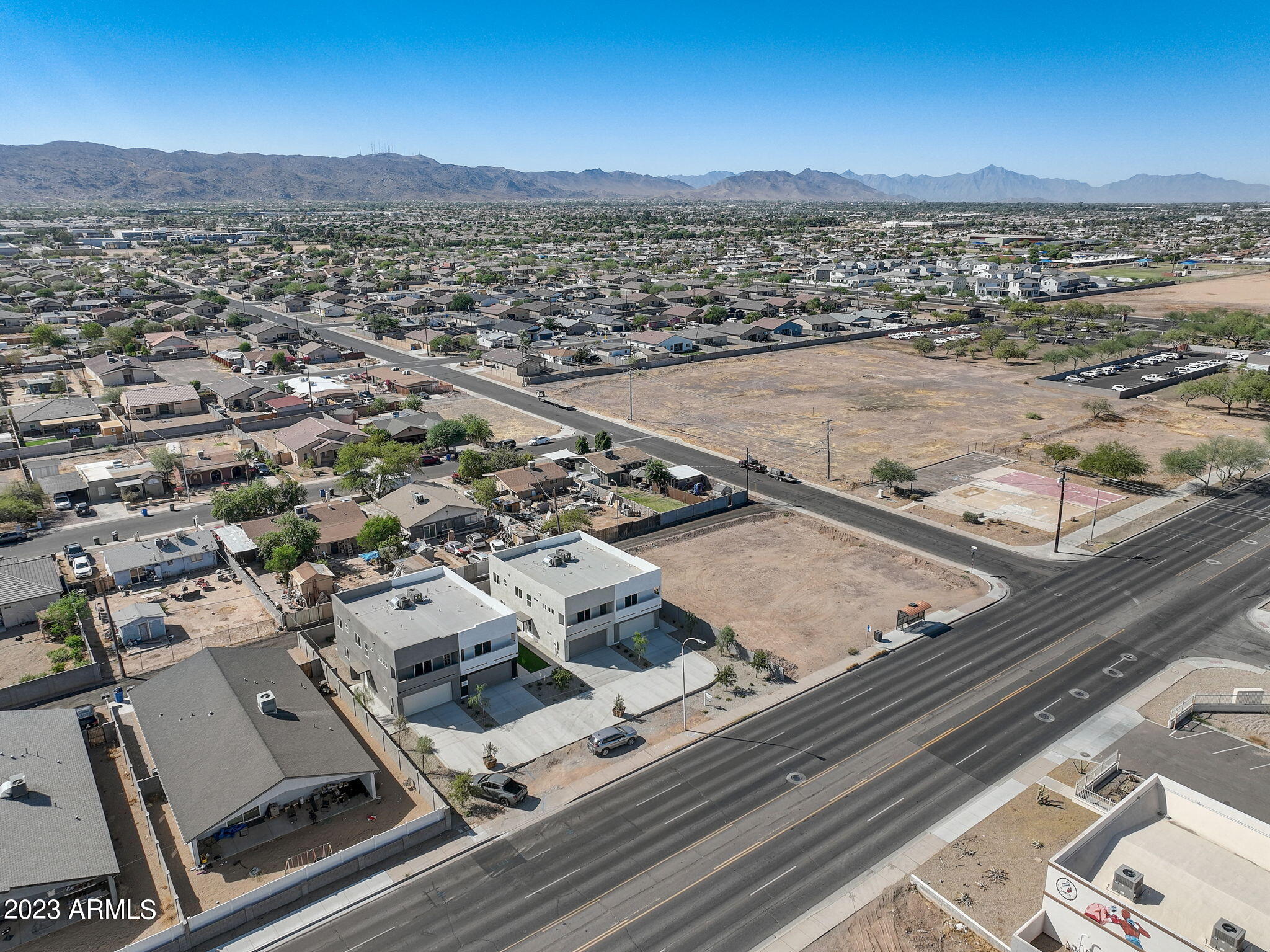 2509 East Broadway Road Phoenix, AZ 85040 - Photo 58 of 63 58-web-or-mls-E Broadway Rd 2-056