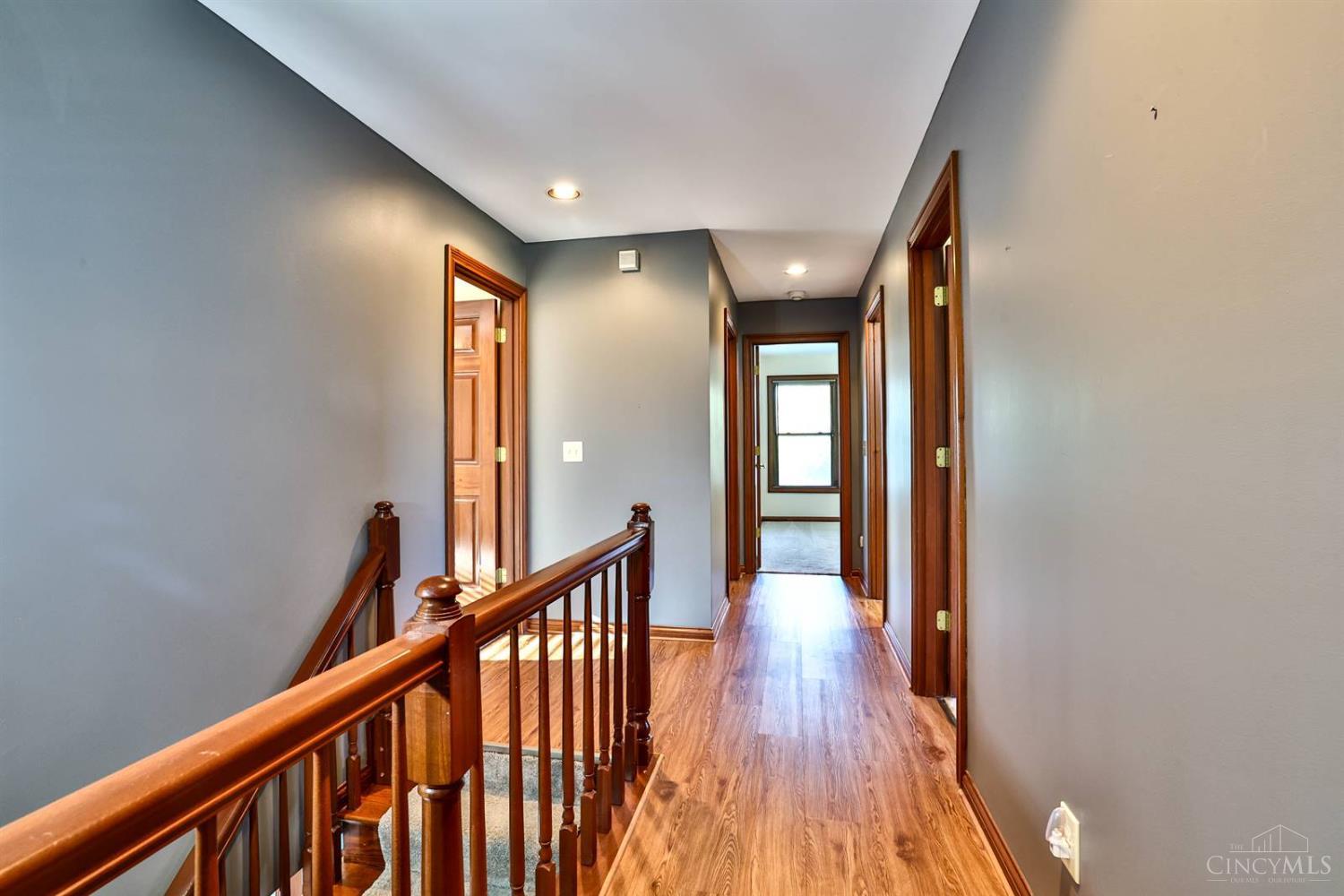 4628 Boomer Road Cincinnati, OH 45247 - Photo 39 of 71 Gallery Image 39
