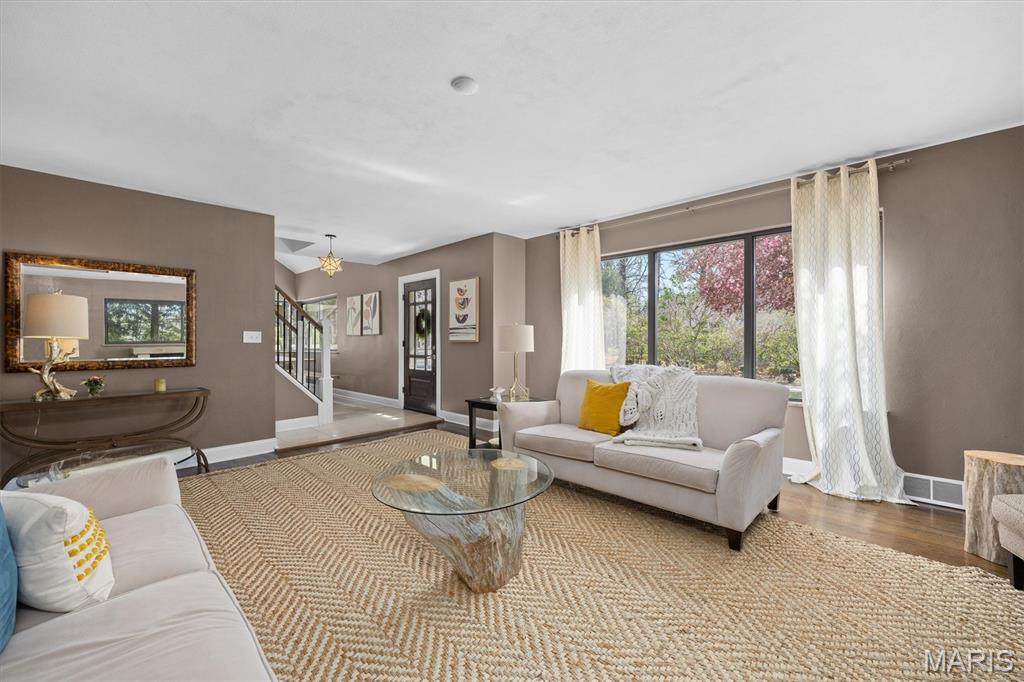 724 Schwarz Road Edwardsville, IL 62025 - Photo 10 of 62