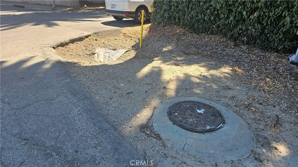 29 Oak Canyon Road Duarte, CA 91008 - Photo 3 of 3