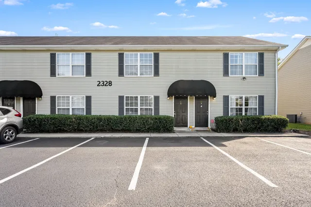 $1,349 | 2328 Willowbrook Drive, Unit C, Murfreesboro, TN 37130
