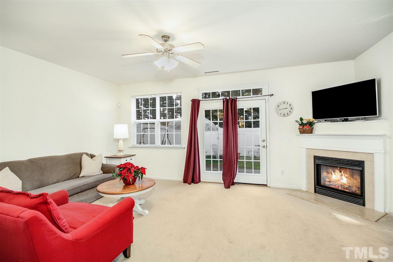8211 Martello Lane Raleigh, NC 27613 - Photo 3 of 16 Gallery Image 3