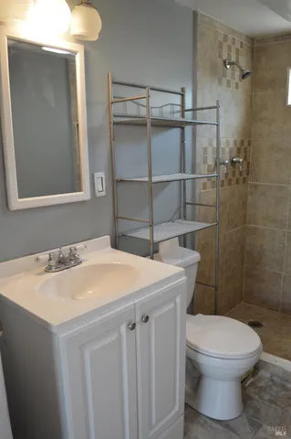 $145,000 | 3525 Madrone Street, Clearlake, CA 95422