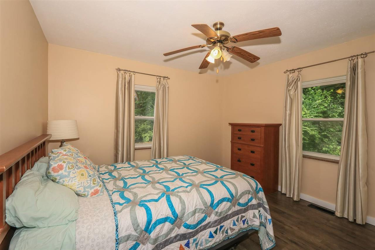 359 Riddle Place Newport, KY 41071 - Photo 13 of 26 Gallery Image 13