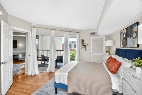 $285,000 | 900 19th Avenue South, Unit 610, Nashville, TN 37212
