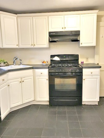3 Bay State Road Quincy, MA 02171 - Photo 6 of 14 Gallery Image 6