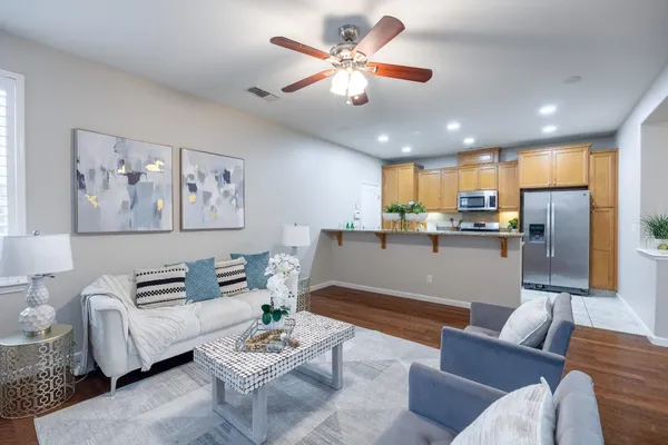 $689,900 | 171 West Santa Cruz Way, Mountain House, CA 95391