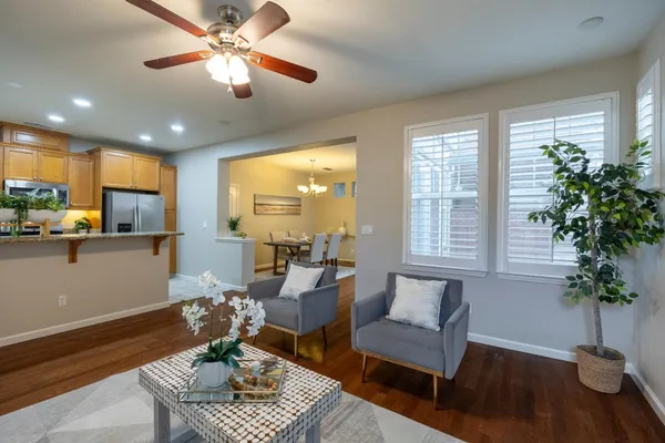 $689,900 | 171 West Santa Cruz Way, Mountain House, CA 95391