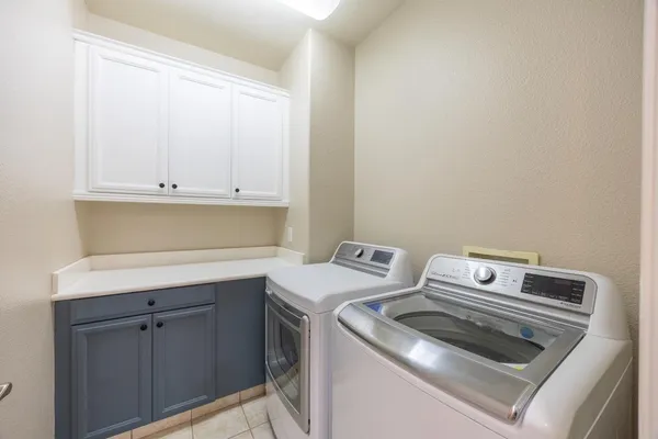 $689,900 | 171 West Santa Cruz Way, Mountain House, CA 95391