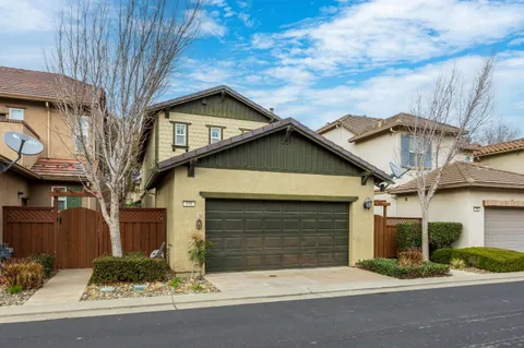 $679,900 | 171 West Santa Cruz Way, Mountain House, CA 95391