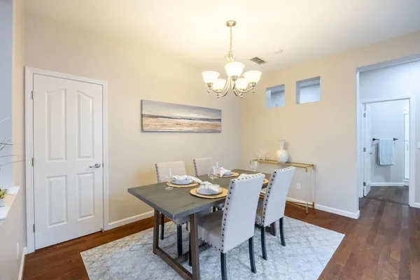 $689,900 | 171 West Santa Cruz Way, Mountain House, CA 95391