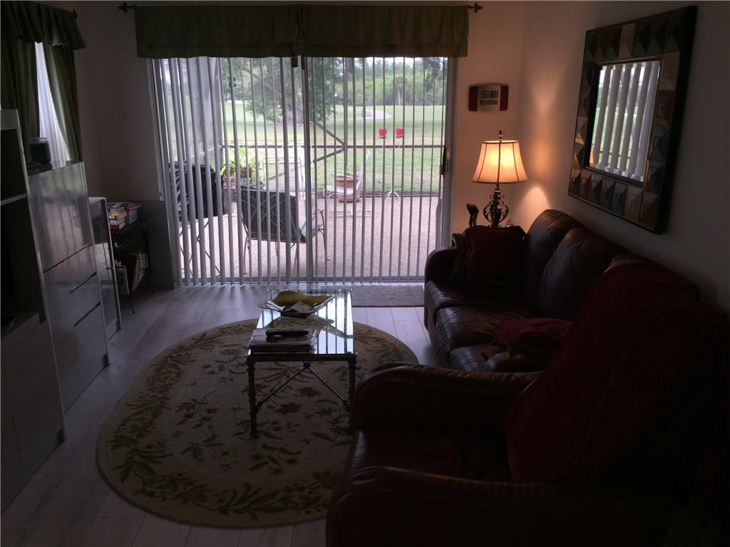 8610 Nadmar Avenue Boca Raton, FL 33434 - Photo 11 of 32 FAMILY ROOM