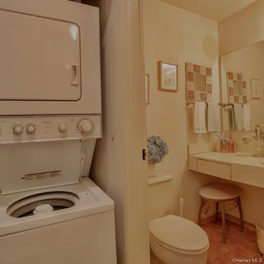 360 Shore Road, Unit 2H Hempstead, NY 11561 - Photo 8 of 23