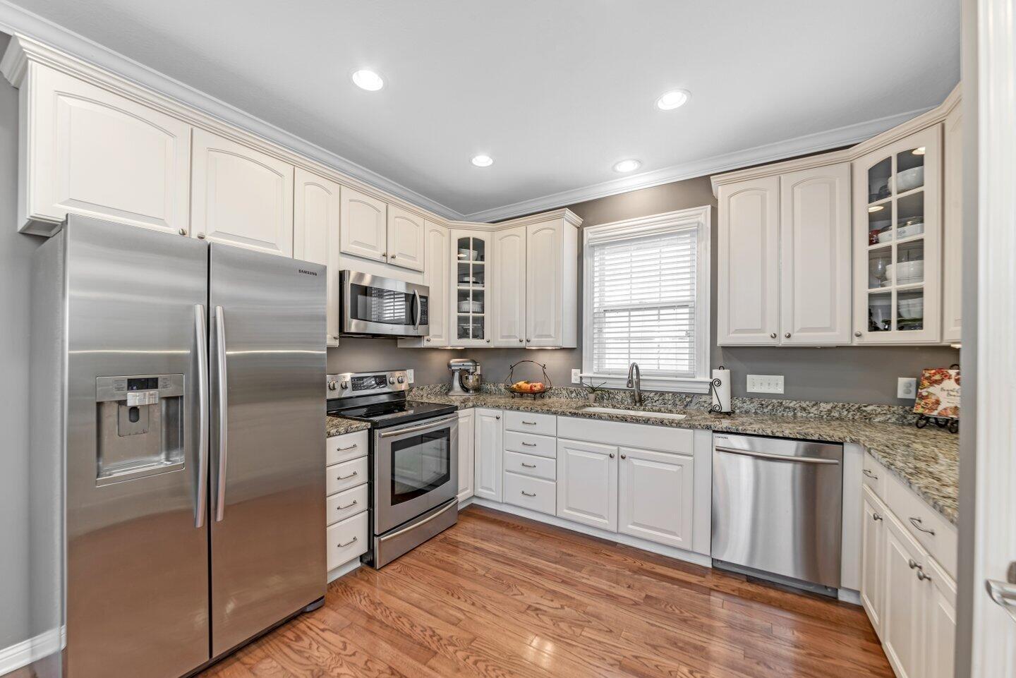 7731 Timber Ridge Drive Powell, OH 43065 - Photo 17 of 42 Kitchen